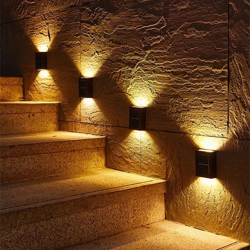 Lámpara Solar LED de Pared para Exterior con Doble Haz de Luz Impermeable